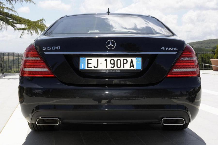  Mercedes-Benz S500 Grand Edition 2012 года  (фото 13 из 21)
